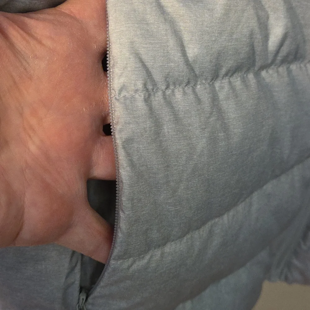 Eddie Bauer CirrusLite Down Vest Silver Gray XL Womens - Picture 3 of 7